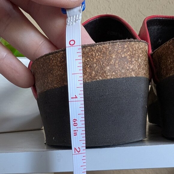 Donald J Pliner, Beaded Coral Corkbed Thong Sandals – Made in Spain – Size 9 - Picture 8 of 10